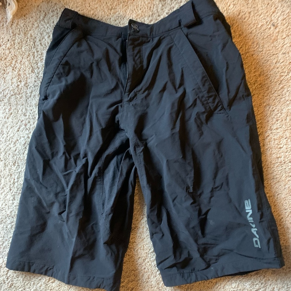 Dakine bike shorts